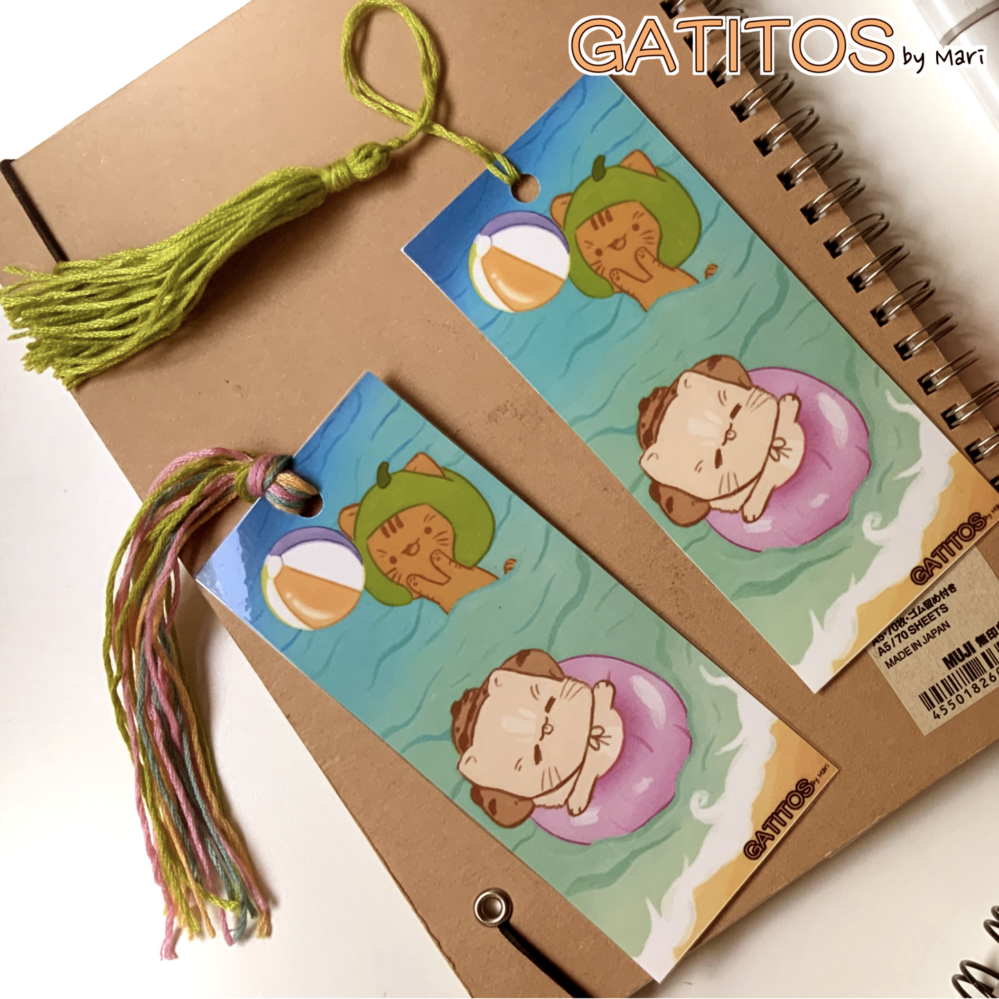 Marcapáginas con borla - Verano - Galletita y Kenepa - Gatitos by Mari - Brillo Una Cara